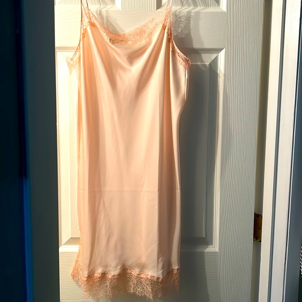 Victoria secret chemise